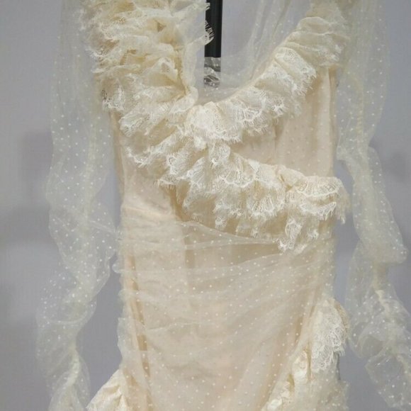 House of CB 'Sorrel' Ivory Lace Frill Mini S - Picture 2 of 5